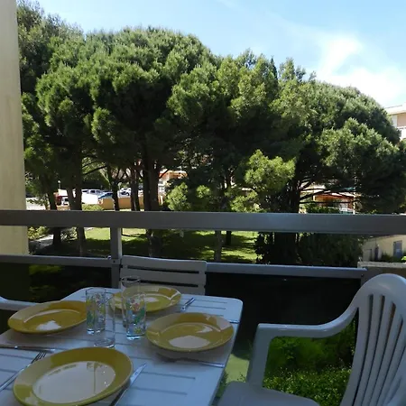 Studio Familial A 350m De La Plage Avec Balcon Et Parking Prive A - Fr-1-251-809 * Bormes-les-Mimosas